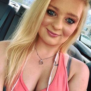 Meet your Posher, Clara